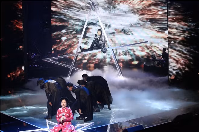 Chung kết The Voice 2017: Ali Hoàng Dương không có đối thủ trong ngôi vị Quán quân ảnh 2
