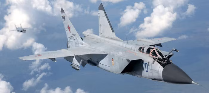 Sau B-52 của Mỹ, đến lượt máy bay Na Uy bị chiến đấu cơ Nga chặn ảnh 1