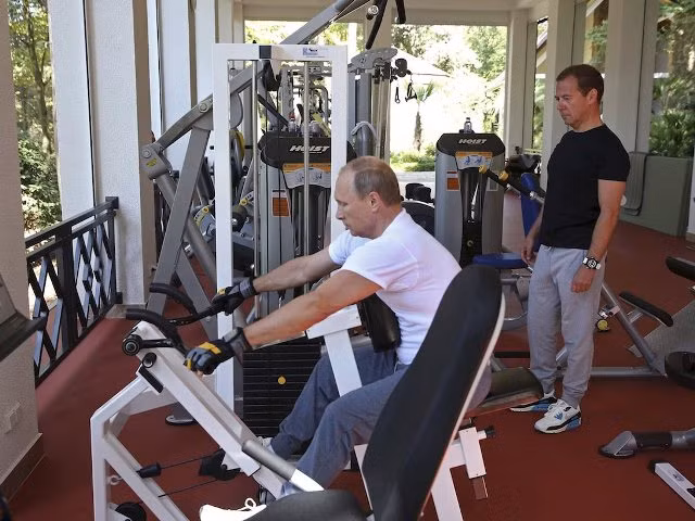 Bộ ảnh tiết lộ thói quen, sở thích thường ngày của Tổng thống Putin ảnh 5