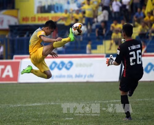 Hòa XSKT Cần Thơ, Hà Nội FC nhường ngôi vô địch lượt đi cho FLC Thanh Hóa ảnh 1