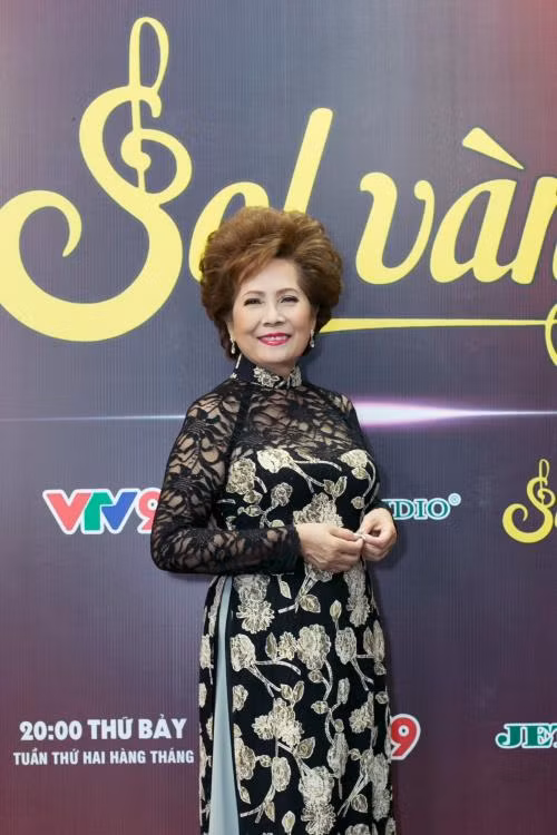  Danh ca Phương Dung và Giao Linh tái ngộ với nhiều tình khúc bolero 'vượt thời gian' ảnh 1