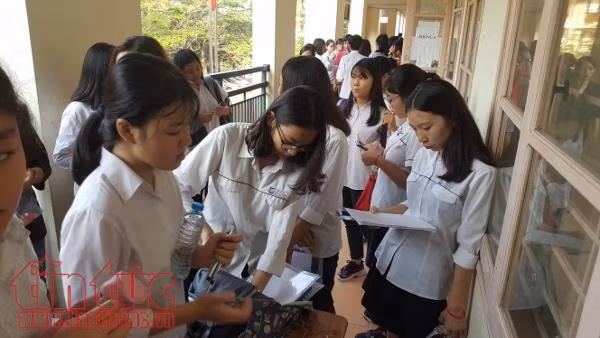 Cách tuyển sinh vào lớp 10 THPT năm học 2019-2010 của Hà Nội ảnh 1