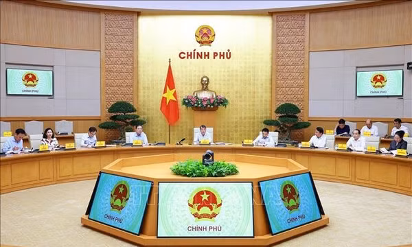 Thủ tướng Lê Minh Hưng: Họp Thường trực Đảng ủy Chính phủ đánh giá, xếp loại cán bộ quý III/2026