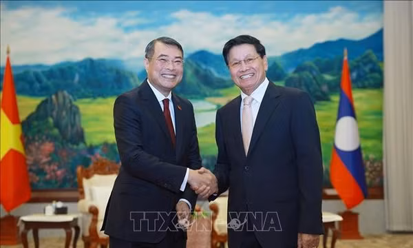 Thủ tướng Lê Minh Hưng hội kiến Tổng Bí thư, Chủ tịch nước Lào Thongloun Sisoulith