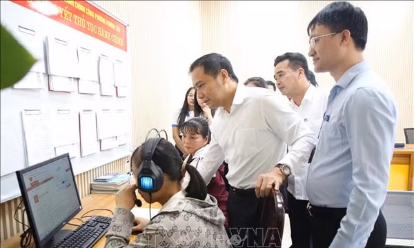 Chính quyền địa phương hai cấp: Giao nhiệm vụ đi cùng thẩm quyền, nguồn lực