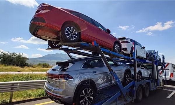 Volkswagen có thể triệu hồi khoảng 4 triệu xe do lỗi hệ thống lái