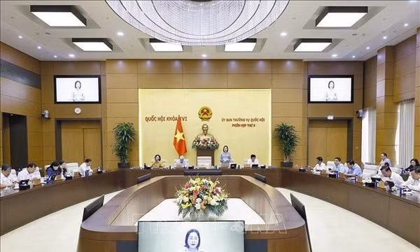 Đề xuất áp dụng giá bán lẻ điện theo khung giờ