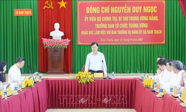 Đồng chí Nguyễn Duy Ngọc khảo sát chính quyền địa phương 2 cấp tại Nam Trạch