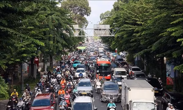 Đồng bộ hạ tầng lộ trình kiểm soát khí thải tại TP Hồ Chí Minh