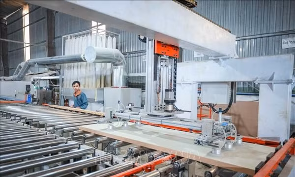  Khơi thông nguồn lực, thúc đẩy tăng trưởng hai con số
