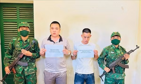 Triệt phá đường dây tổ chức cho người nước ngoài xuất, nhập cảnh trái phép