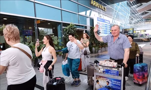 Ngành Du lịch đạt gần 71% kế hoạch đón khách quốc tế năm 2026
