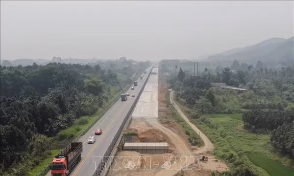 Cao tốc Nội Bài - Lào Cai mở rộng: Tầm vóc mới cho trục huyết mạch quốc gia