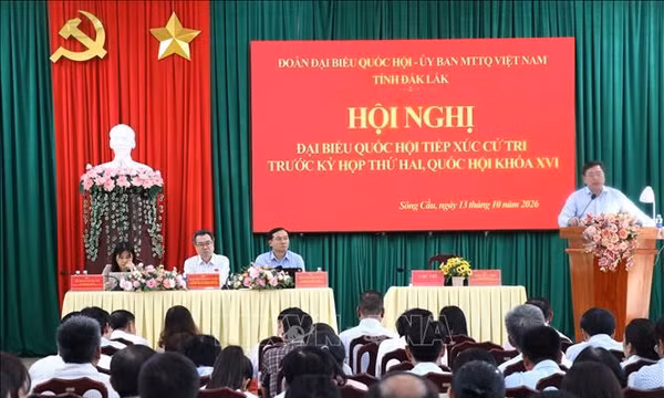 Cử tri kiến nghị tháo gỡ khó khăn nghề biển