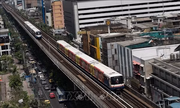 Bangkok sẽ triển khai hệ thống vé chung tàu điện từ năm 2027