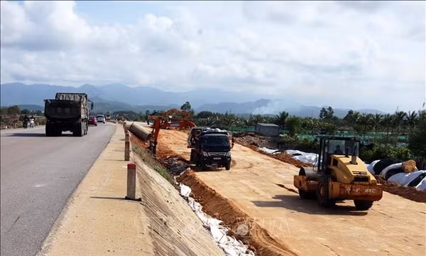Điểm tin kinh tế Việt Nam nổi bật ngày 21/10/2026