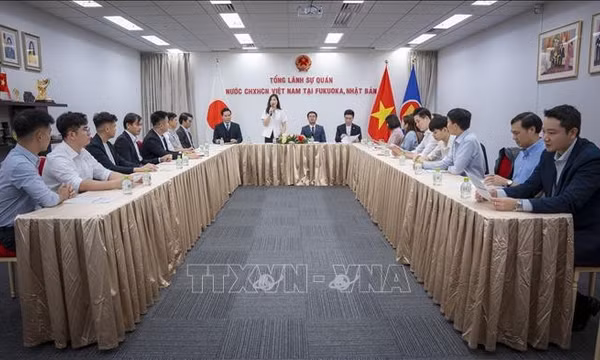 Doanh nhân Việt tại Kyushu (Nhật Bản) chung sức phát triển