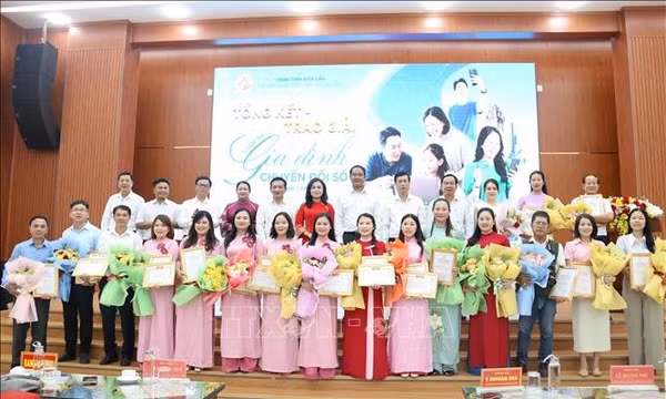 Lan tỏa tinh thần chuyển đổi số từ mái ấm gia đình