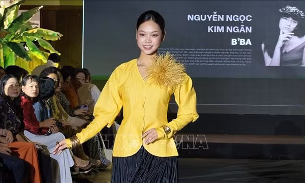 Khai mạc chuyên đề 'Chiếc áo bà ba - Đượm tình phương Nam'