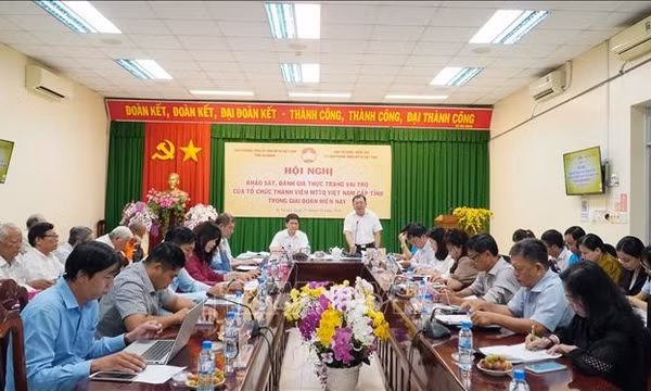 Công tác Mặt trận hướng về cơ sở, giải quyết việc dân cần