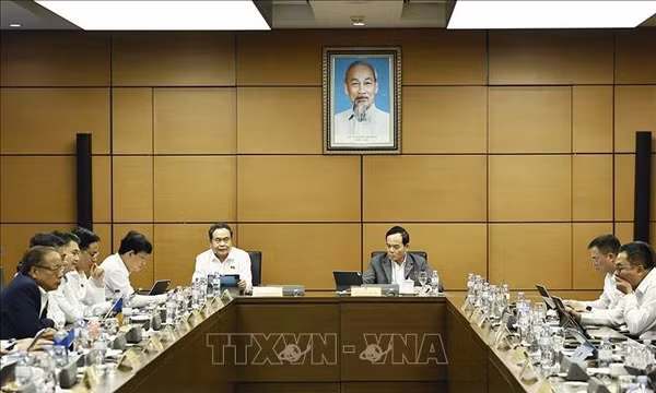 Kỳ họp thứ 2, Quốc hội khóa XV: Tháo nút thắt, tạo động lực phát triển doanh nghiệp nhỏ và vừa