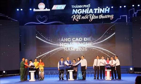 Hơn 164 tỷ đồng ủng hộ Quỹ Vì người nghèo Thành phố Hồ Chí Minh