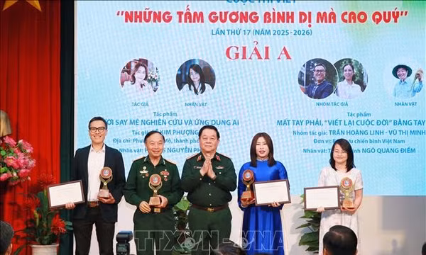 Lan tỏa tấm gương bình dị, đưa việc học Bác thành hành động tự giác