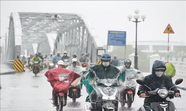Cảnh báo nguy cơ xảy ra lũ quét, sạt lở đất ở thành phố Huế