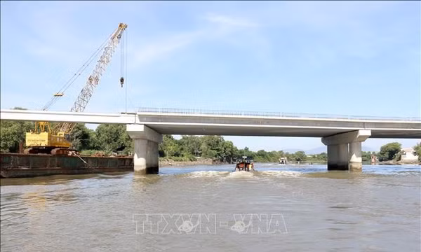 'Thúc' tiến độ giải ngân vốn đầu tư công các dự án trọng điểm