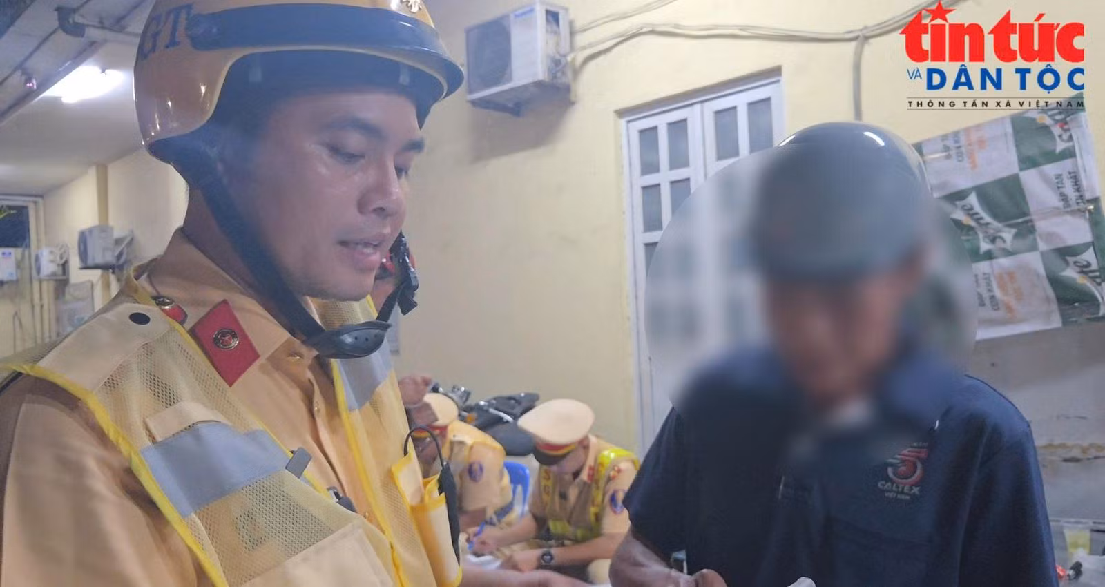 Chú thích ảnh