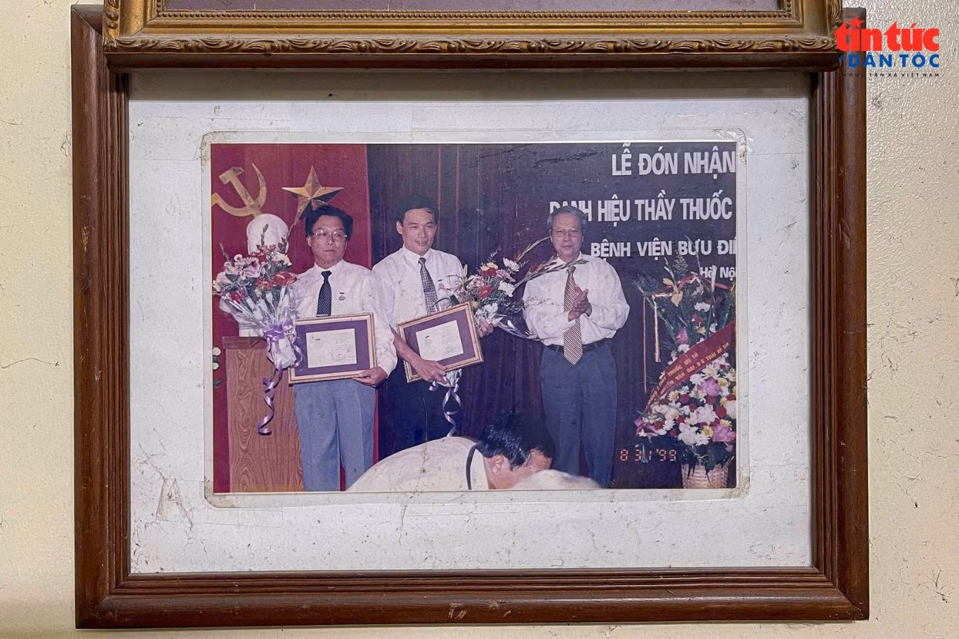 Chú thích ảnh