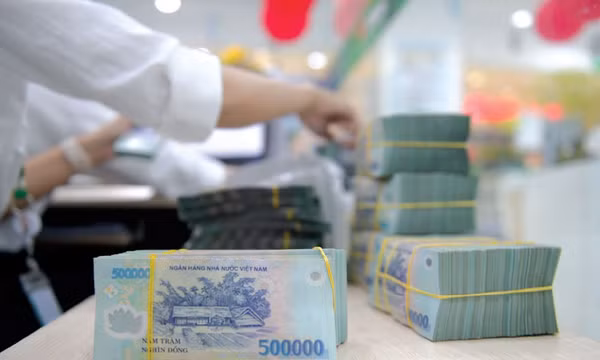 Kiểm soát chặt việc cấp tín dụng đối với lĩnh vực tiềm ẩn rủi ro