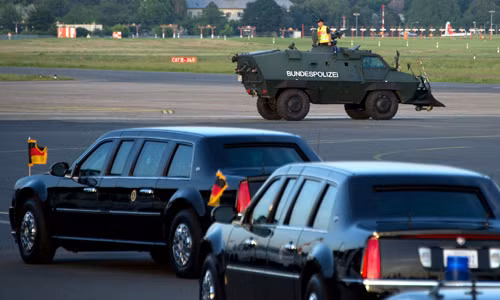 Xe bọc thép của Obama lăn bánh tại Berlin ảnh 2