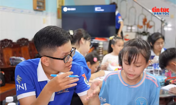 Thanh niên TP Hồ Chí Minh phát huy sức trẻ - Bài 1: Lan tỏa tinh thần cống hiến từ những việc làm thiết thực