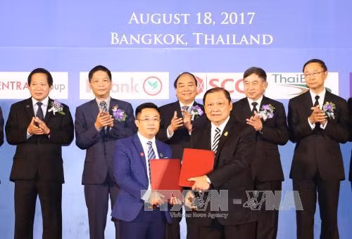 Thủ tướng Nguyễn Xuân Phúc dự Diễn đàn hợp tác kinh tế Việt Nam - Thái Lan ảnh 1