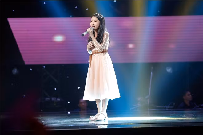 Tập 1 The Voice Kids 2017: Soobin Hoàng Sơn và Hương Tràm- Tiên Cookies 'bội thu' thi sinh ảnh 26