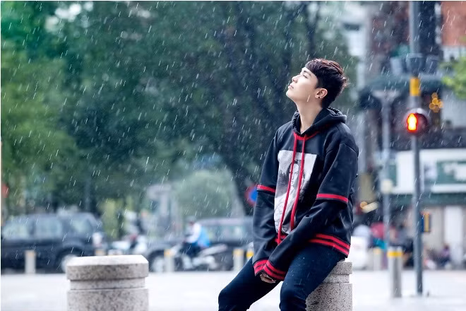  Đào Tín 'The Voice' tung ca khúc tự sáng tác 'Hạt mưa vẫn rơi' ảnh 1
