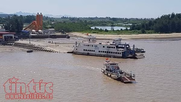 Ngắm độ hoành tráng của cầu vượt biển dài nhất Việt Nam ảnh 1