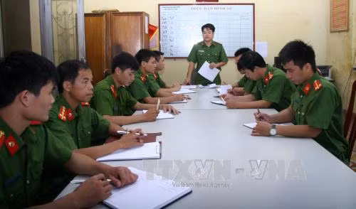 Chủ động trấn áp tội phạm, mang lại niềm tin cho nhân dân ảnh 1