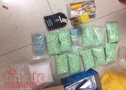 TP Hồ Chí Minh triệt phá hàng loạt đường dây mua bán ma tuý với số lượng lớn ảnh 1