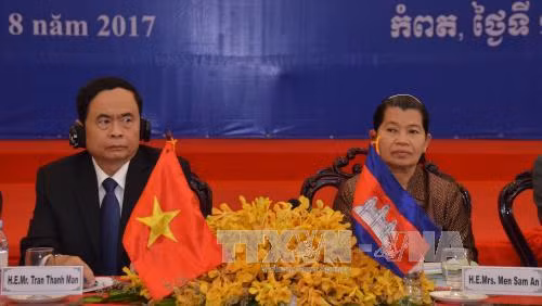 Việt Nam, Campuchia cam kết xây dựng đường biên giới hoà bình, hữu nghị hợp tác cùng phát triển ảnh 2