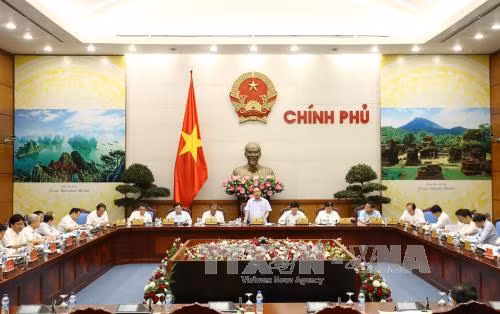 Thủ tướng: Nâng cao trách nhiệm cá nhân trong quản lý điều hành để đảm bảo tăng trưởng ảnh 1