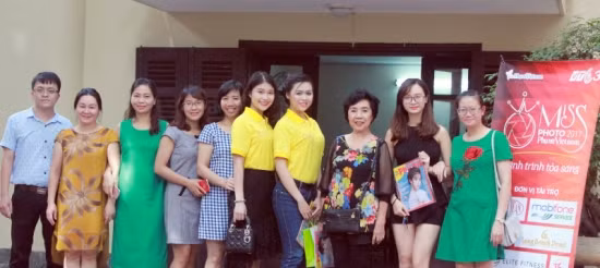 Miss Photo 2017: Trao thưởng top 6 tháng 7 màu Xanh lá ảnh 5