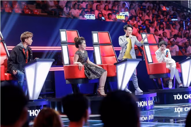 The Voice Kids 2017: Soobin Hoàng Sơn 'quậy' tưng bừng trên ghế nóng ảnh 2