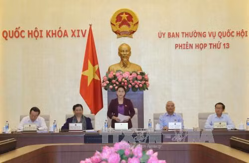 Ủy ban thường vụ Quốc hội cho ý kiến về dự án Luật Quốc phòng (sửa đổi) ảnh 1