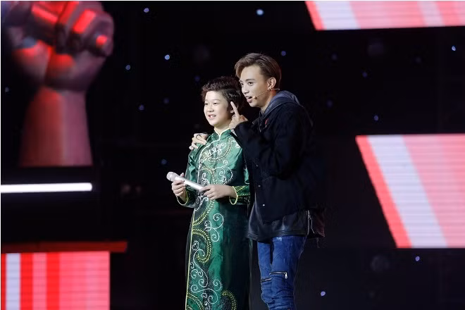 Trực tiếp tập 2 The Voice Kids - Giọng hát Việt nhí 2017 ảnh 6