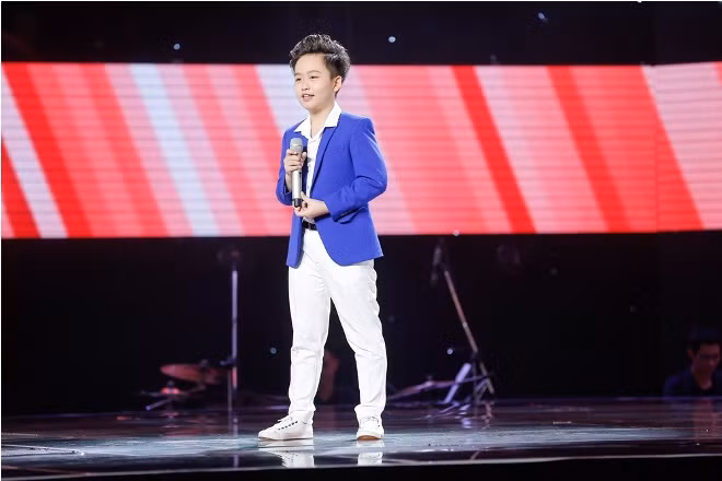 The Voice Kids 2017: 'Bạch Mã' Duy Linh làm bừng sáng sân khấu tập 1 ảnh 4