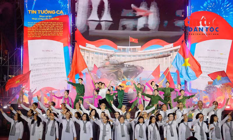 Thanh niên TP Hồ Chí Minh tiếp nối truyền thống, vươn mình trong thành phố mới