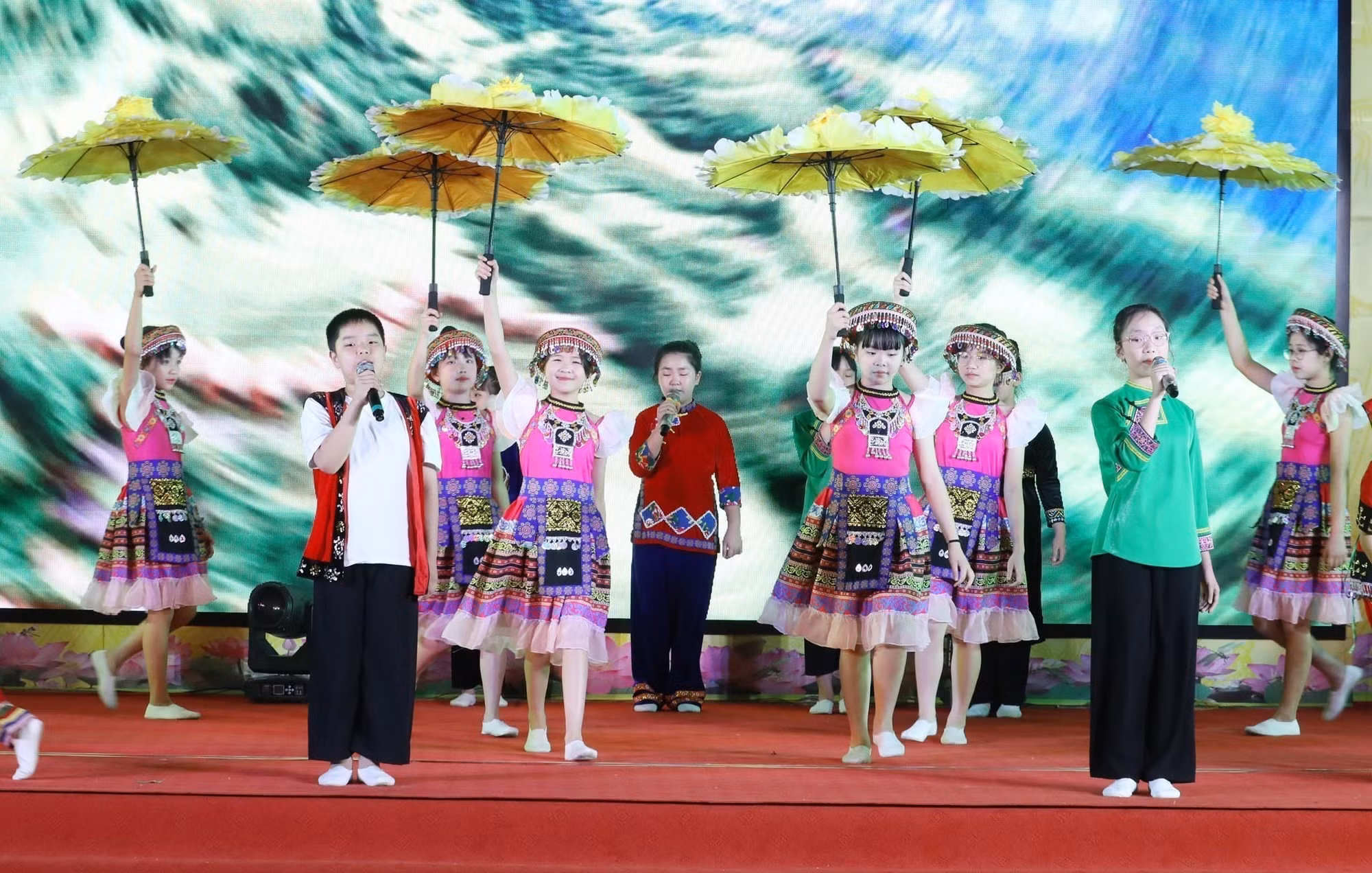 potal-thieu-nhi-hai-tinh-bien-gioi-lang-son-va-quang-tay-tang-cuong-tinh-doan-ket-7976890.jpg