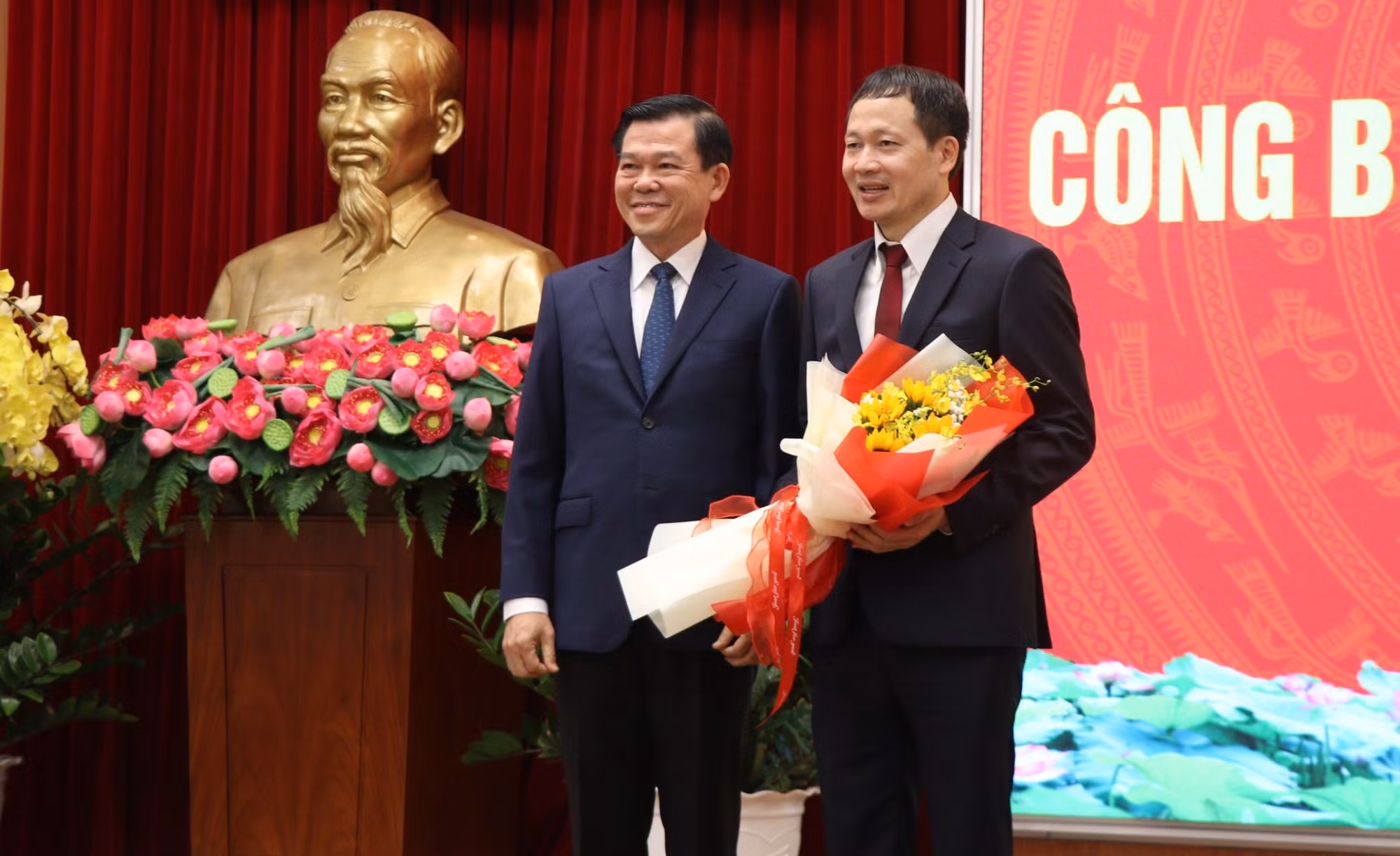 potal-ong-vu-hong-van-giu-chuc-bi-thu-tinh-uy-dong-nai-7826392.jpg